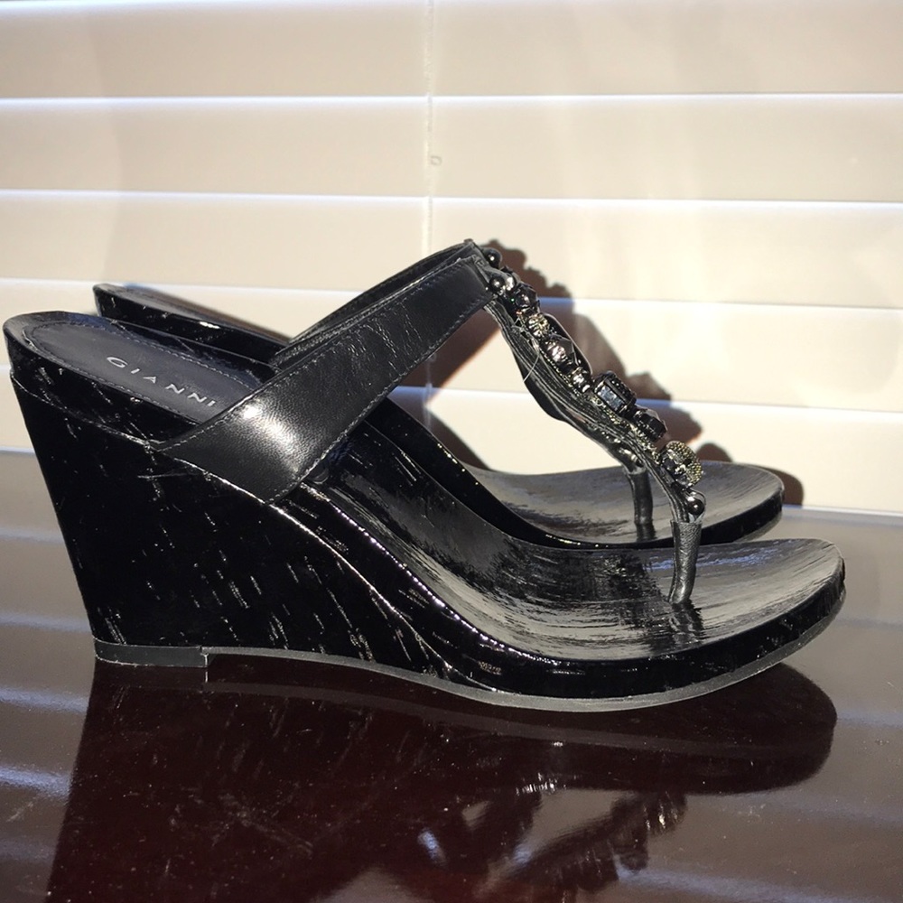 Sandals! - Picture 4 of 5